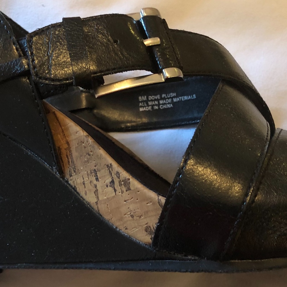 women's shoes, Aerosol